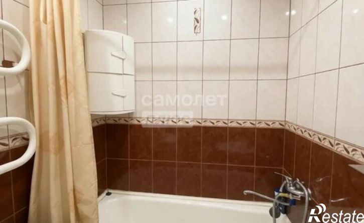 4-комн квартира ул Лисицкого, 9Б,  д. 9Б