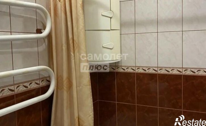 4-комн квартира ул Лисицкого, 9Б,  д. 9Б
