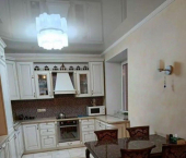 3-комн, 85кв м, этаж 9/10 пр-кт Комарова, 16