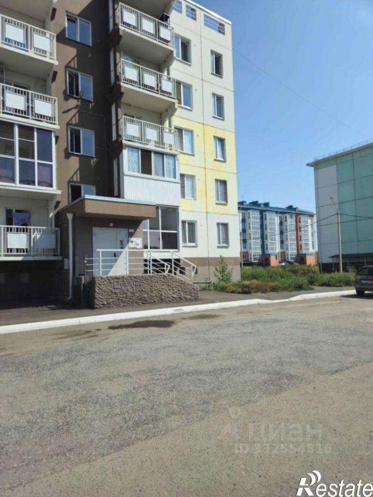 3-комн квартира ул Виталия Суровикина, 2,  д. 2