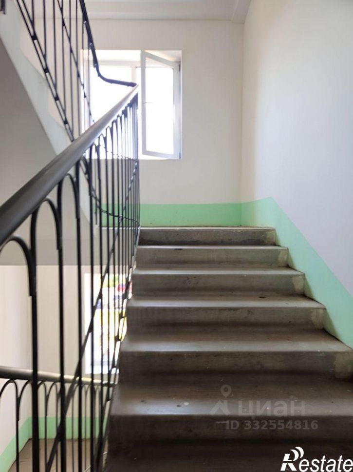 3-комн квартира ул Виталия Суровикина, 2,  д. 2