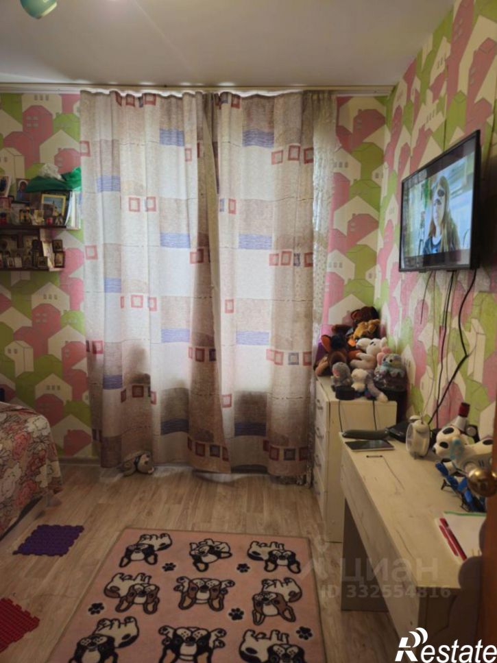 3-комн квартира ул Виталия Суровикина, 2,  д. 2