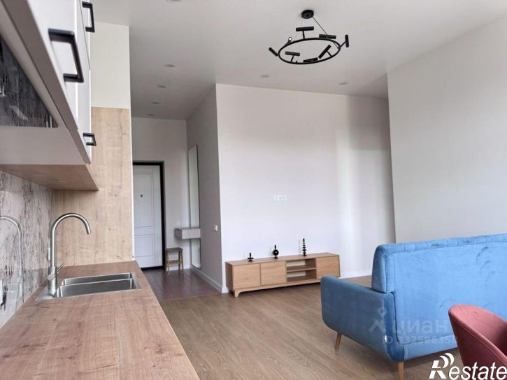 2-комн квартира ул Декабристов, 130,  д. 130