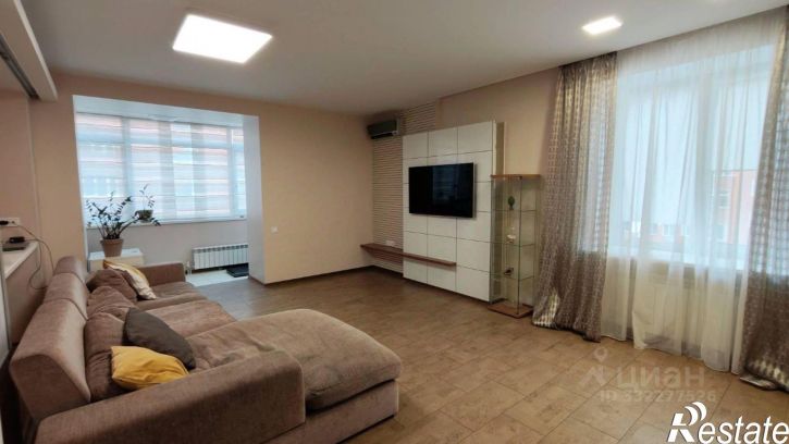 4-комн квартира ул 5 Армии, 2,  д. 2