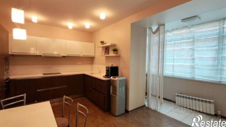 4-комн квартира ул 5 Армии, 2,  д. 2