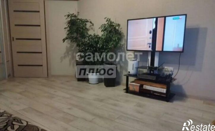2-комн квартира ул Светловская, 10,  д. 10