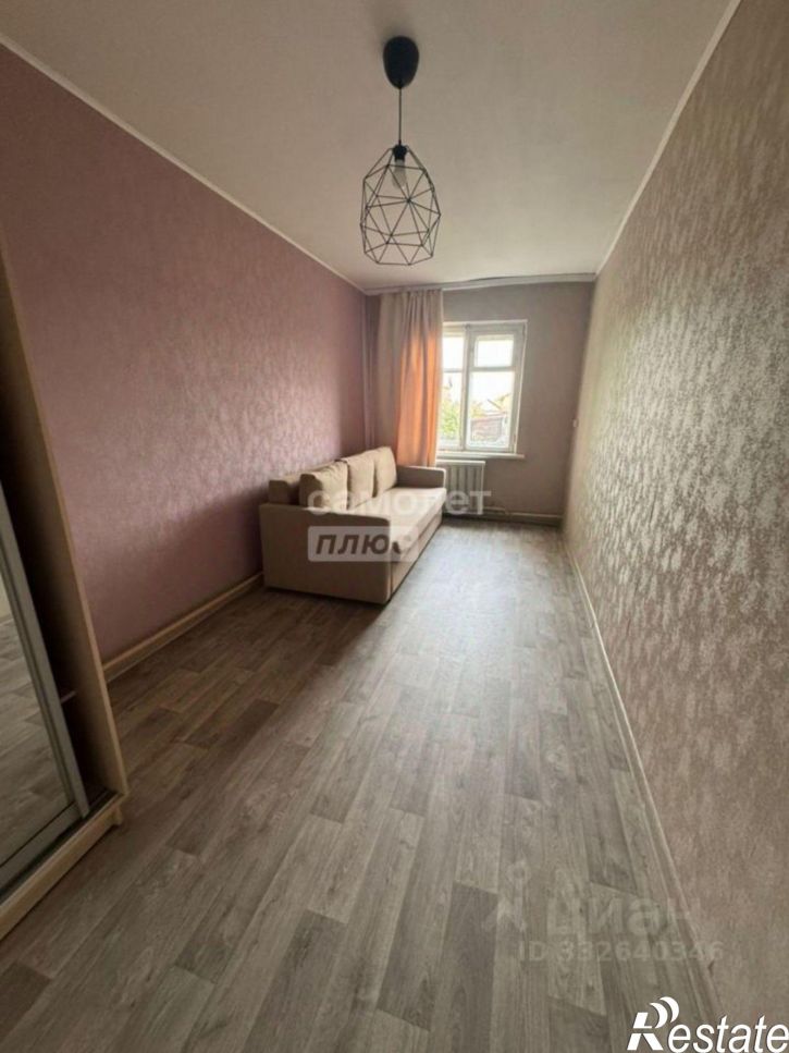 3-комн квартира ул Днепровская, 42А,  д. 42А