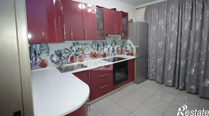 3-комн квартира ул В.Бисяриной, 3,  д. 3