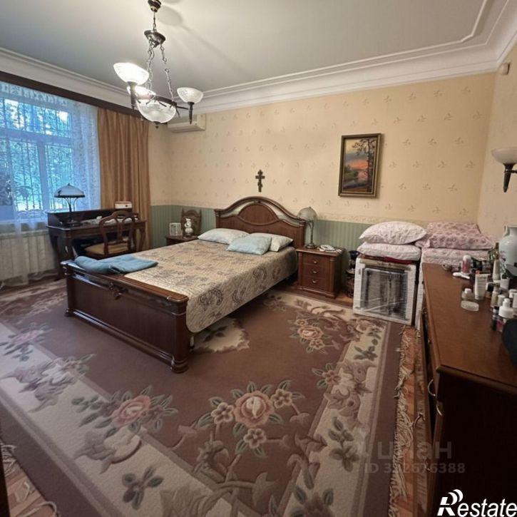 3-комн квартира ул Ялтинская, 49,  д. 49