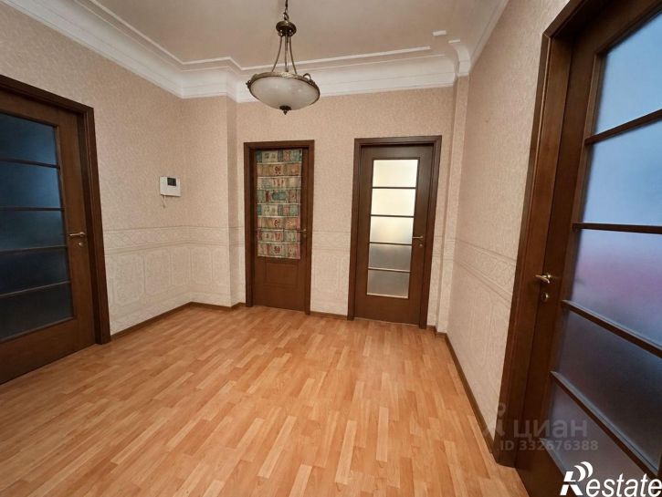 3-комн квартира ул Ялтинская, 49,  д. 49