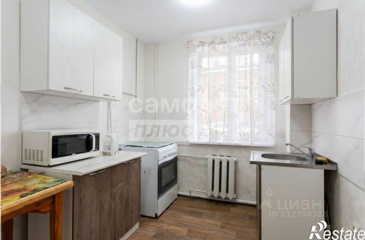 3-комн квартира ул 20 лет РККА, 200,  д. 200