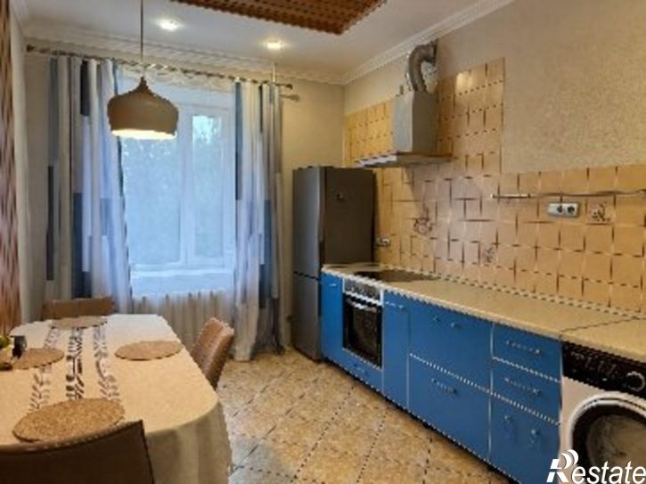 3-комн квартира ул Лукашевича, 15Д,  д. 15Д