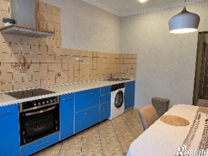 3-комн квартира ул Лукашевича, 15Д,  д. 15Д