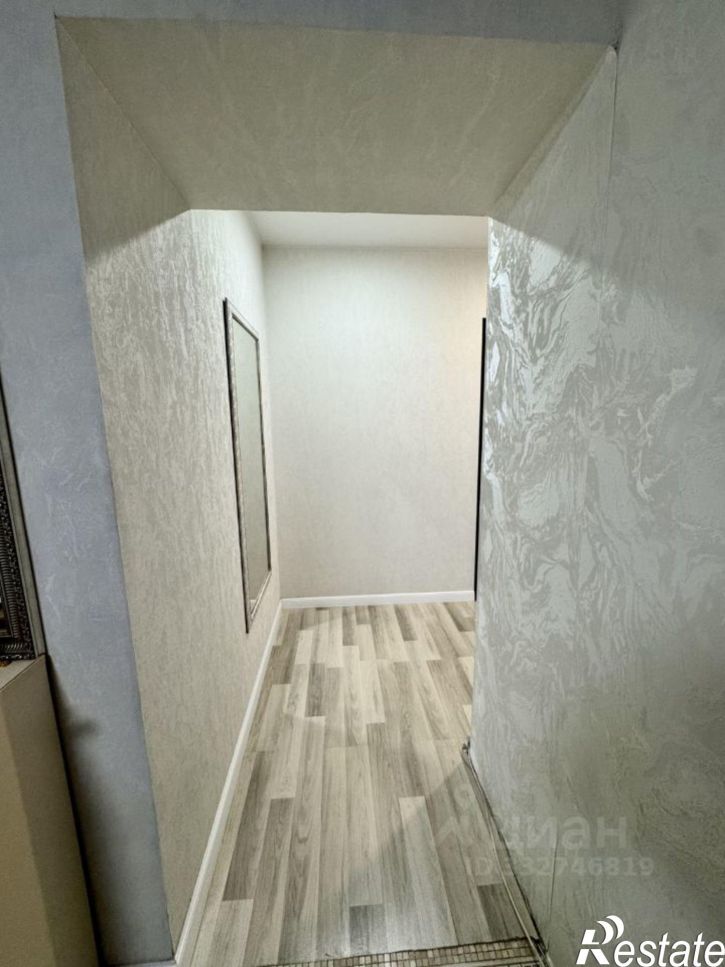 3-комн квартира ул Дмитриева, 20,  д. 20
