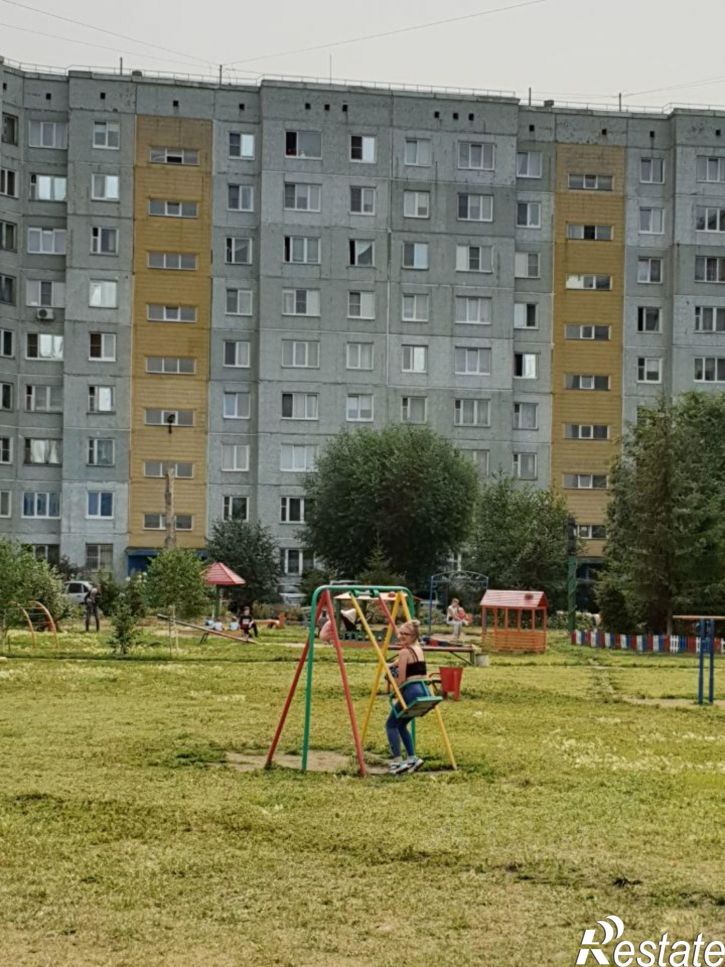 4-комн квартира пр-кт Комарова, 31,  д. 31