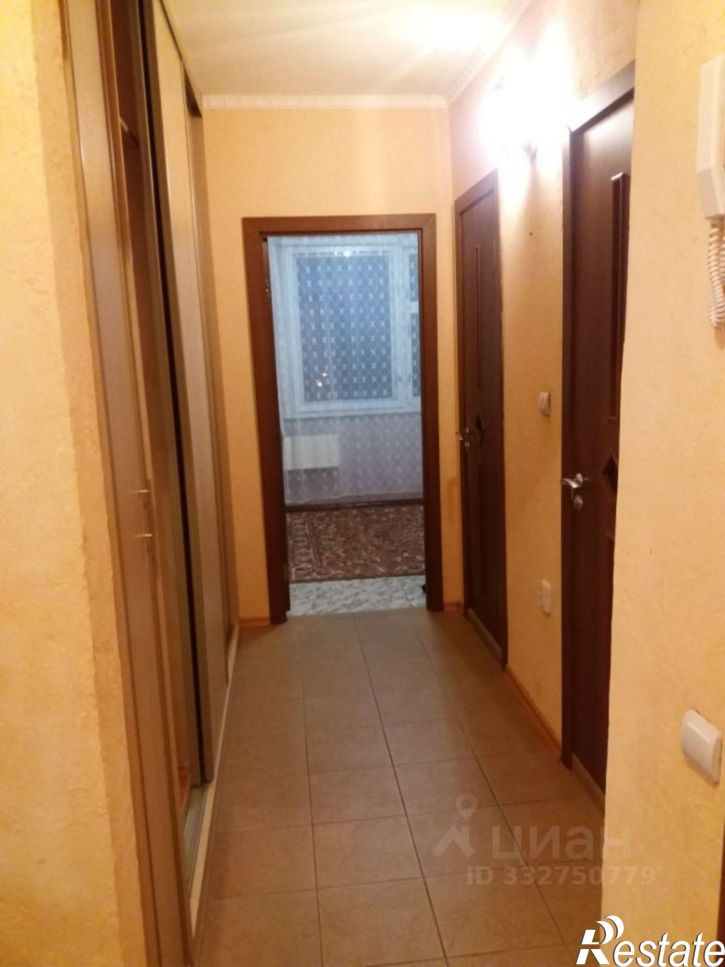 4-комн квартира пр-кт Комарова, 31,  д. 31