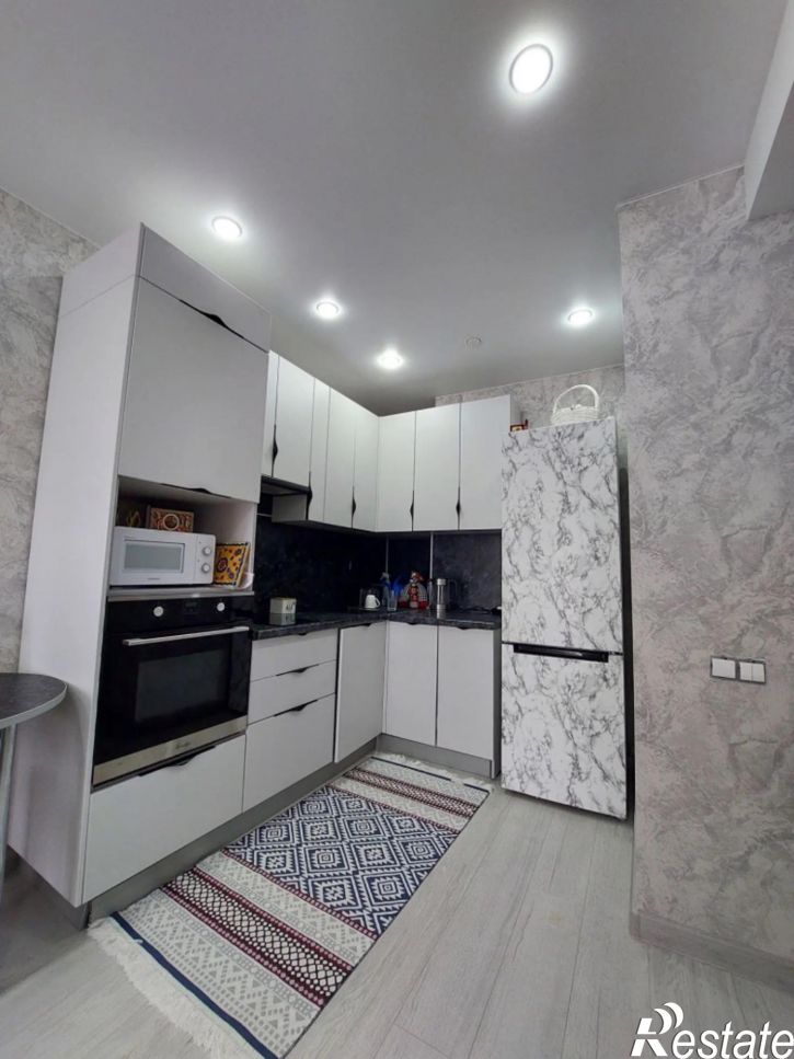 1-комн квартира пр-кт Комарова, 11/3
