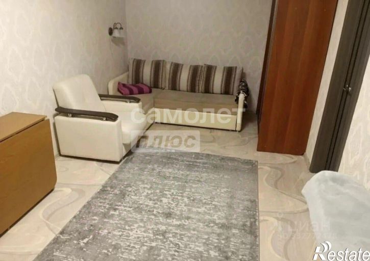 2-комн квартира ул 75 Гвардейской бригады, 1б,  д. 1б