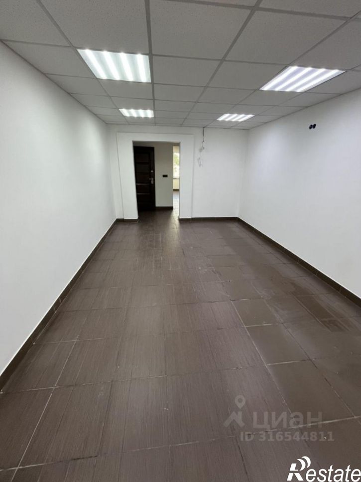 Торговое помещение ул Завертяева, 23 4,  д. 23 4,  к. 4