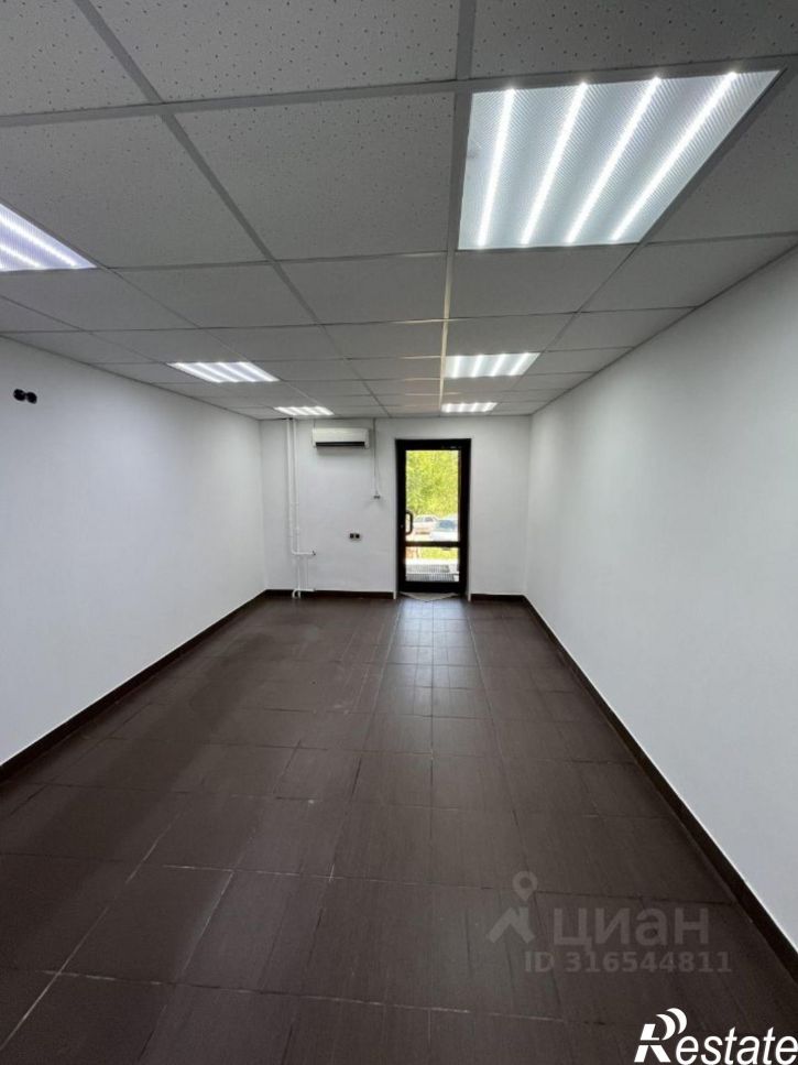 Торговое помещение ул Завертяева, 23 4,  д. 23 4,  к. 4