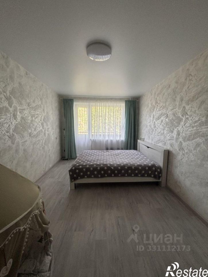 2-комн квартира ул Дмитриева, 3,  д. 3