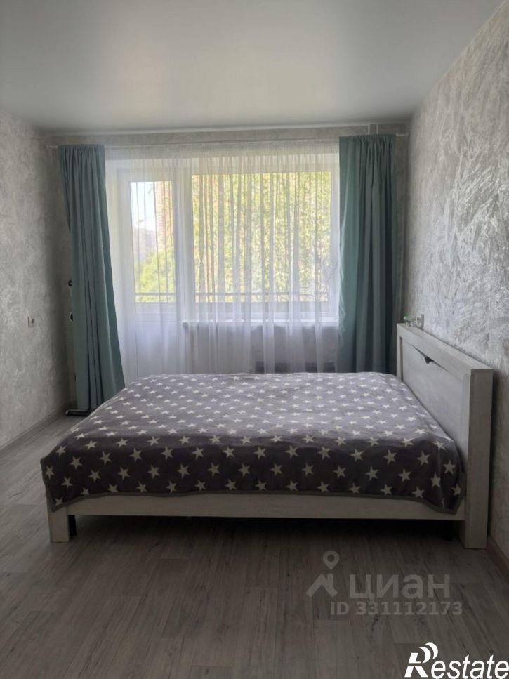 2-комн квартира ул Дмитриева, 3,  д. 3