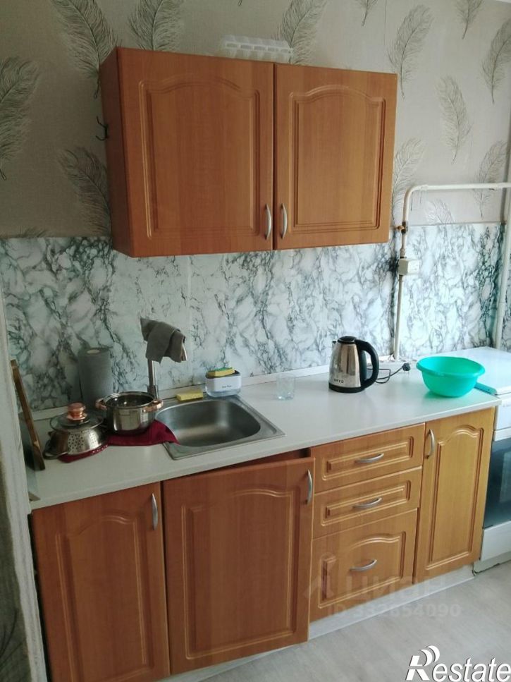1-комн квартира ул 75 Гвардейской бригады, 12,  д. 12