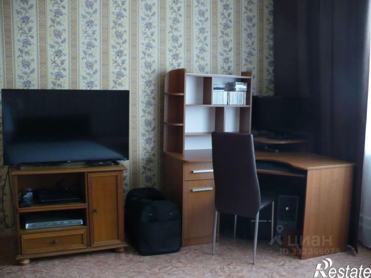 1-комн квартира ул В.Бисяриной, 3,  д. 3