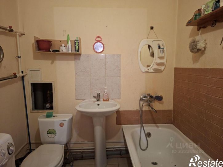 2-комн квартира ул Виталия Суровикина, 2,  д. 2