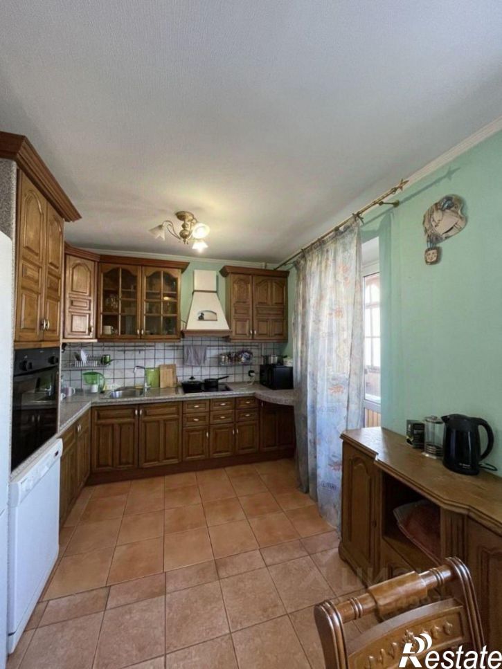 3-комн квартира ул Маршала Жукова, 105,  д. 105