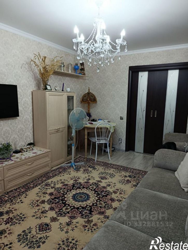 2-комн квартира Космический пр-кт, 32,  д. 32