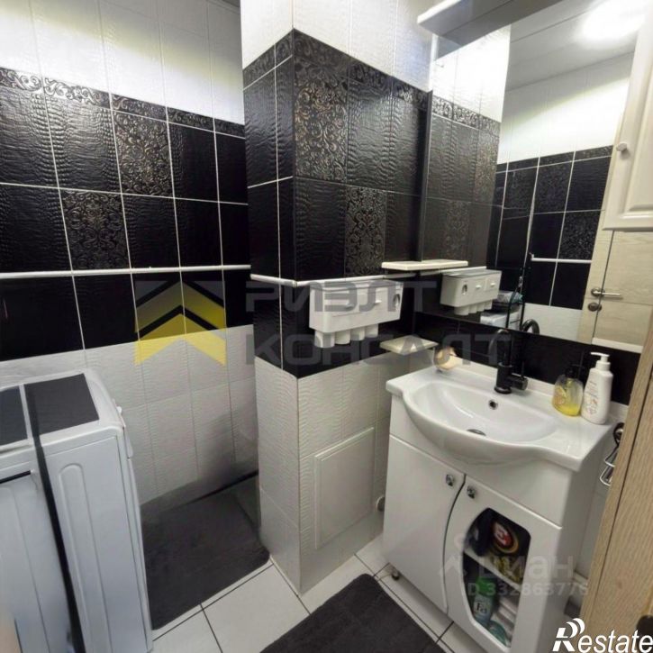2-комн квартира ул Дмитриева, 5/3,  д. 5/3