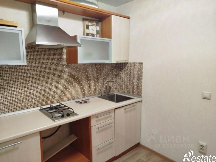 2-комн квартира ул 40 лет Ракетных Войск, 3,  д. 3