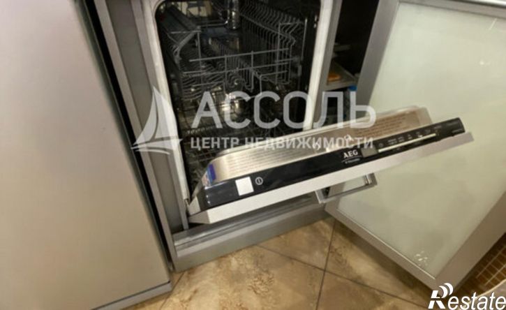 3-комн квартира ул Декабристов, 116,  д. 116