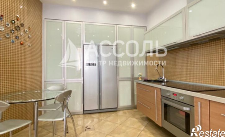 3-комн квартира ул Декабристов, 116,  д. 116