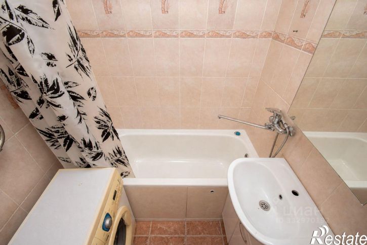 2-комн квартира ул Белозерова, 2,  д. 2