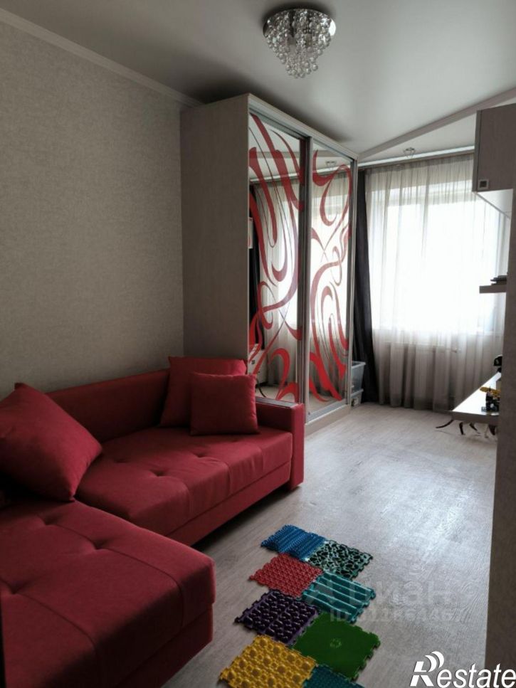 3-комн квартира ул Степанца, 3,  д. 3