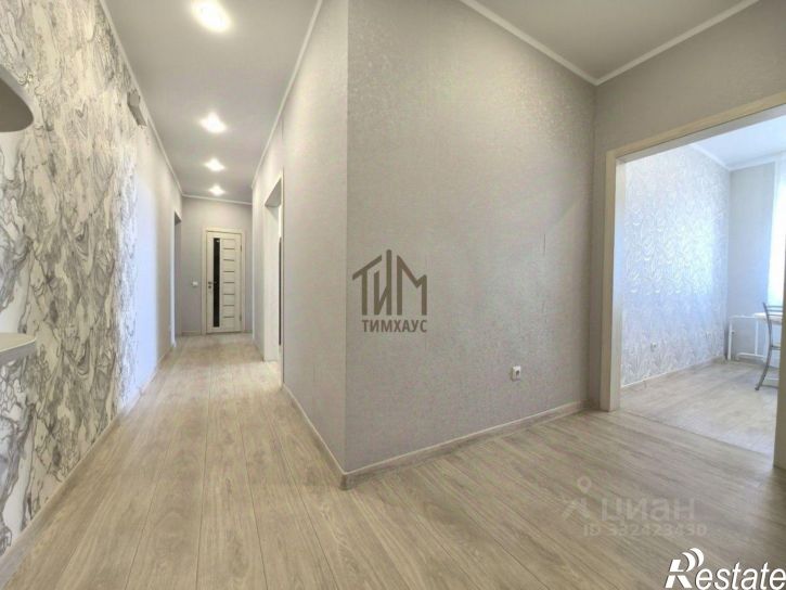 3-комн квартира ул И.Мишина, 8,  д. 8