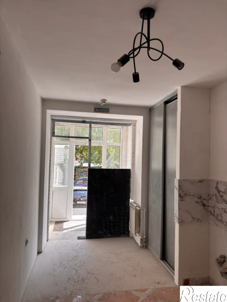 3-комн квартира ул Орловского, 5