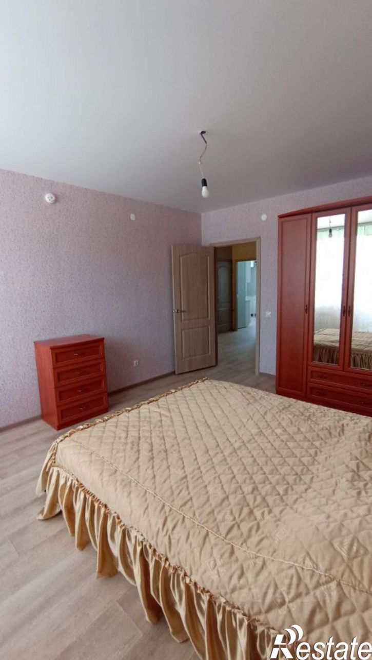 2-комн квартира ул Б.Г.Шаронова, 23,  д. 23