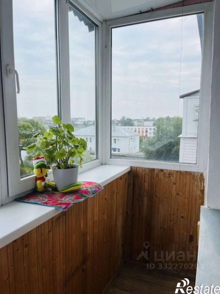 2-комн квартира Комсомольский г-к, 21,  д. 21