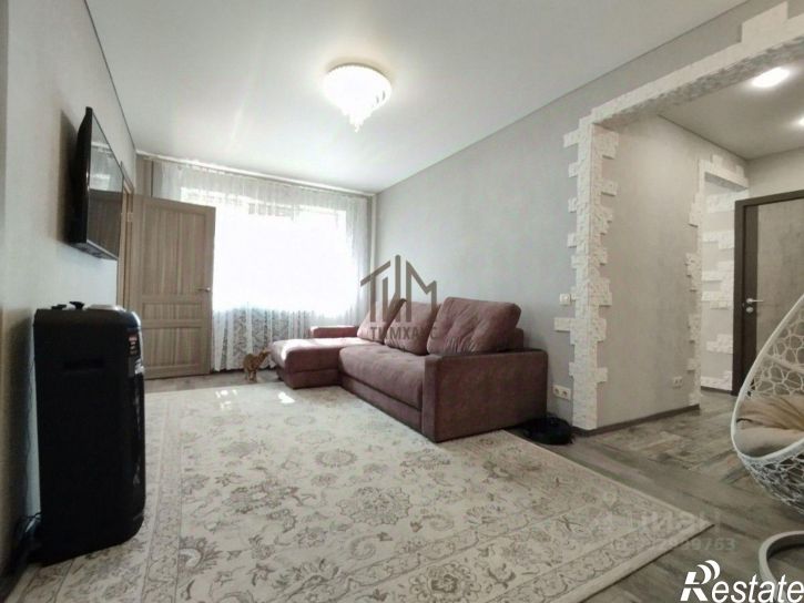 3-комн квартира ул Кемеровская, 8,  д. 8