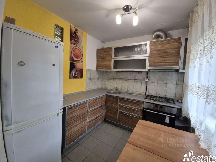 3-комн квартира ул Бархатовой, 3В,  д. 3В