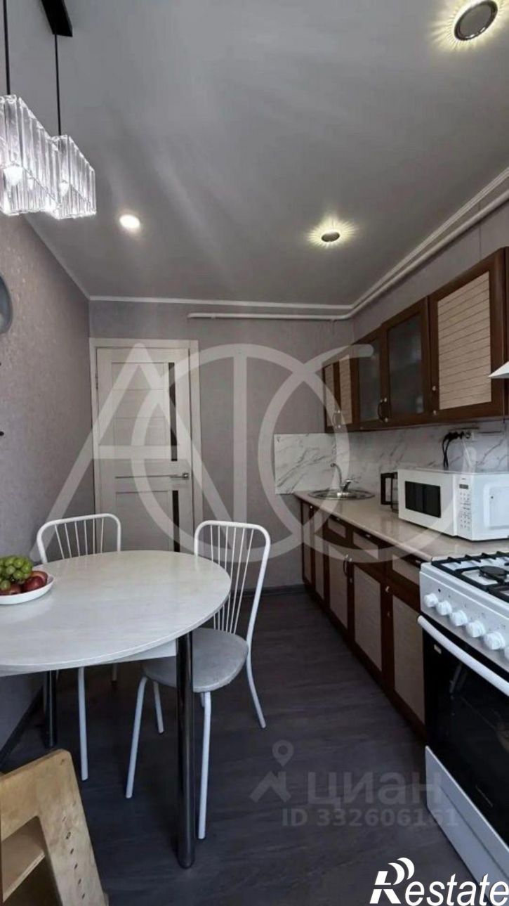 3-комн квартира ул 12 Декабря, 112,  д. 112