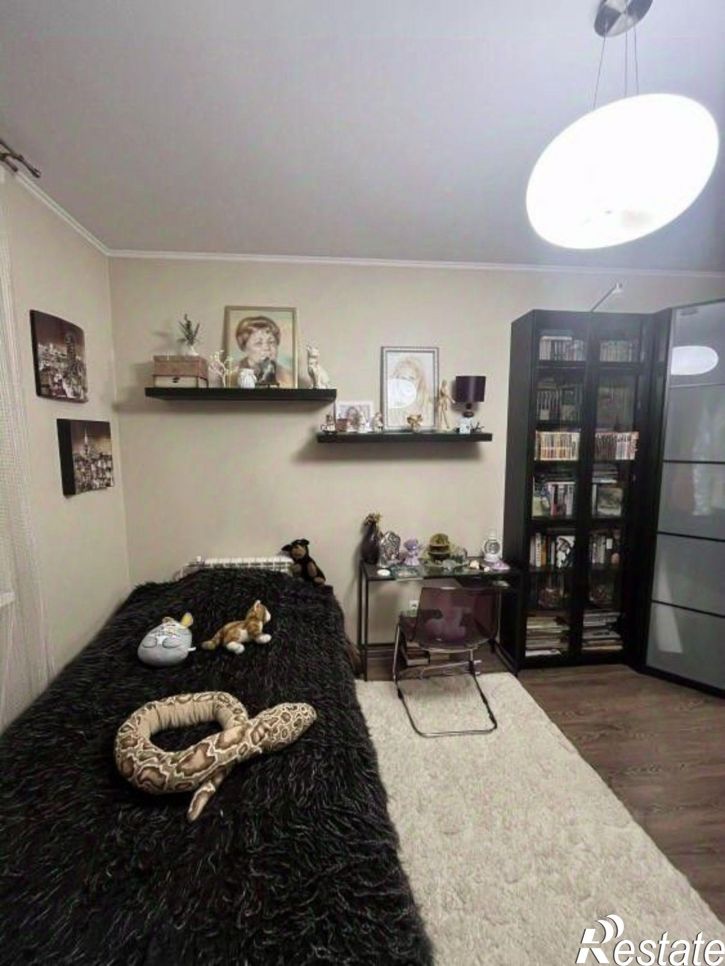 3-комн квартира ул Перелета, 18,  д. 18