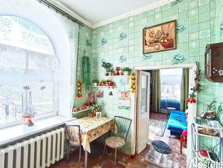 3-комн квартира ул 11-я Линия, 185,  д. 185