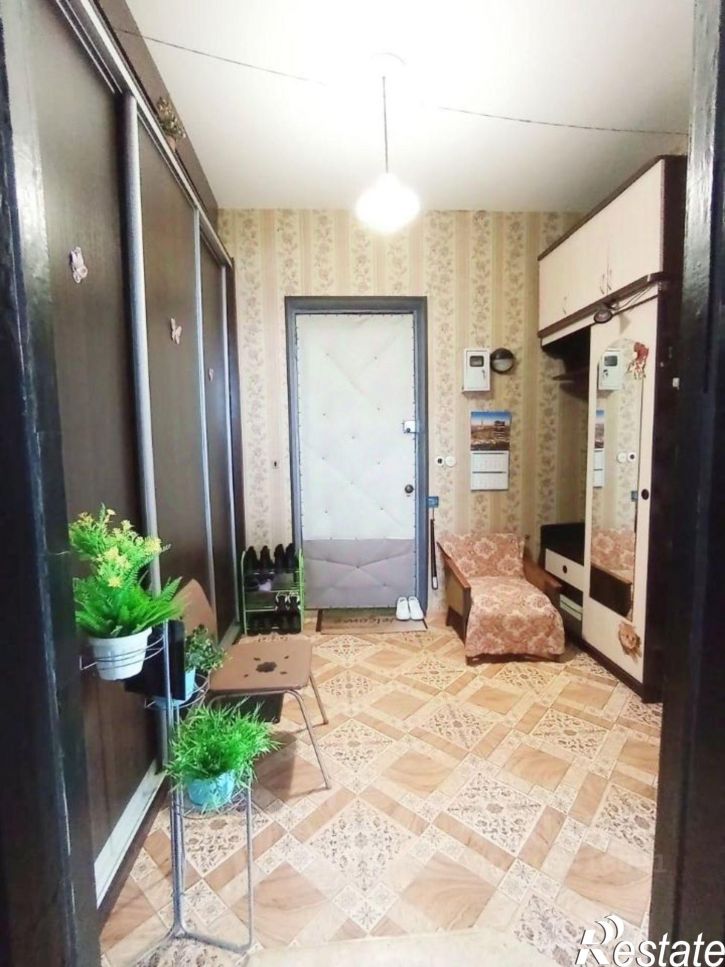 3-комн квартира ул 11-я Линия, 185,  д. 185