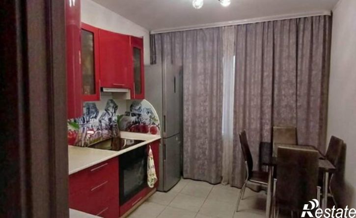 3-комн квартира ул В.Бисяриной, 3,  д. 3