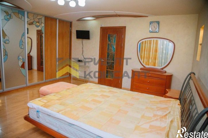 4-комн квартира ул Кирова, 16/2,  д. 16/2