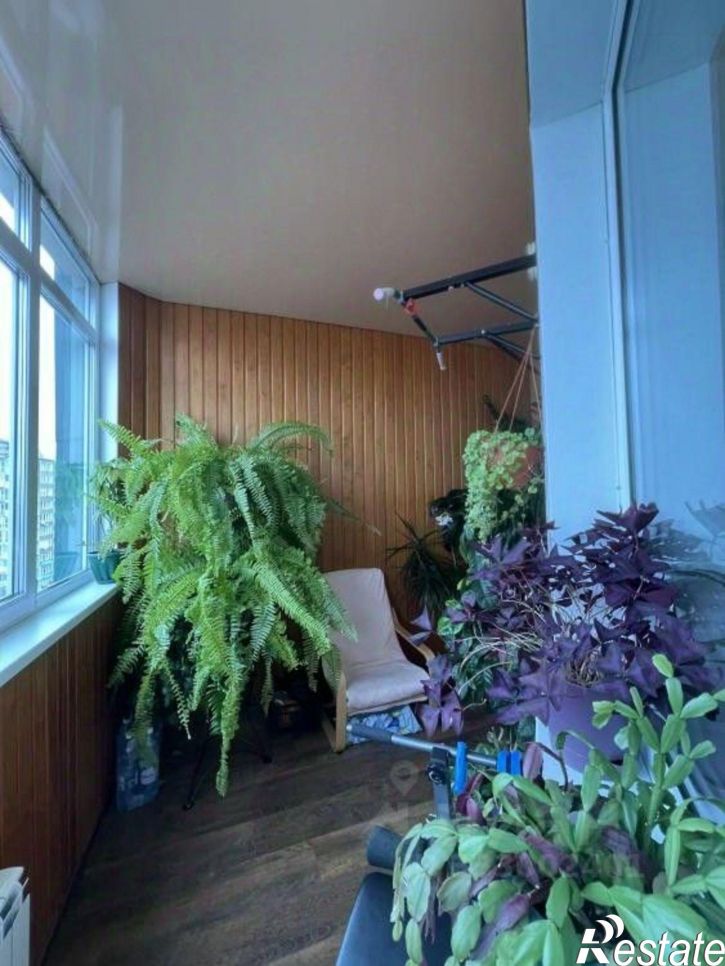 4-комн квартира ул 5-я Крайняя, 14,  д. 14